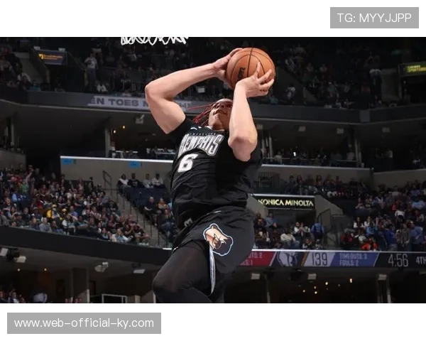 吉布森40岁签两年合同加盟灰熊 老将内线经验助年轻阵容