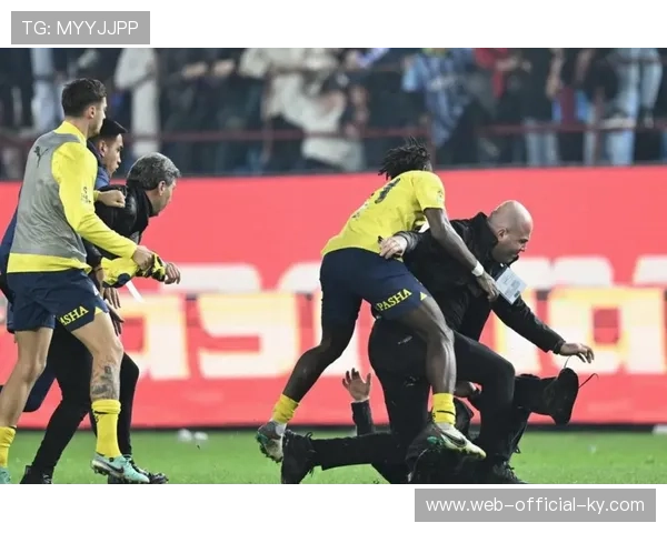 罗塞尼尔多位置轮转实验，解放恩佐中场核心提升进攻自由度