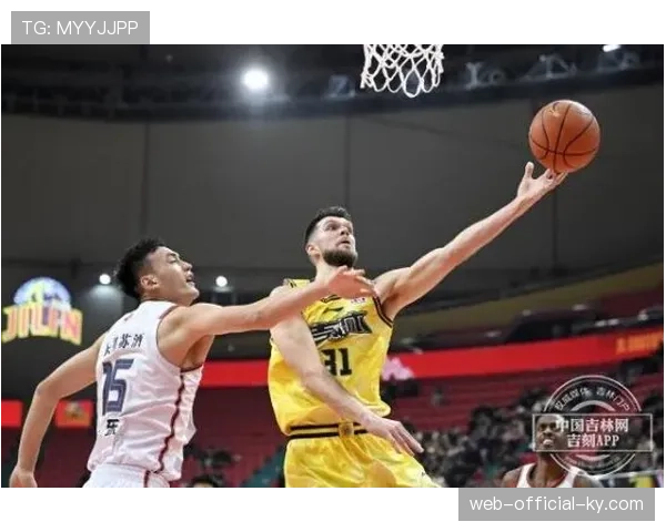 吉林东北虎姜伟泽全面表现 得分篮板助攻三项数据均衡